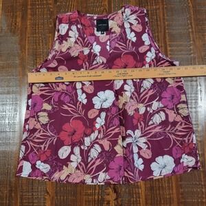 Alex Marie Sleeveless Women's Blouse Floral Pullover Size Medium Lightweight